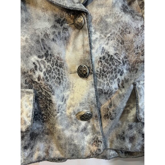 christina v Iridescent snakeskin print blazer with long sleeves, three button cl - Picture 2 of 10